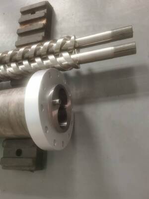 Krauss Maffei Kmd75 Sekrup dan Barel kembar paralel